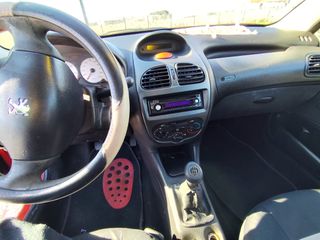 Peugeot 206 2003-thumb-7