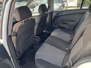 Opel Astra 2005 STATION WAGON-thumb-6