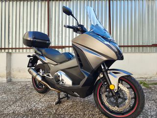 Honda Integra 750 2018 TRACTION CONTROL AKRAPOVIC-thumb-16