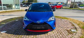 Toyota Yaris 2018 1.5 HYBRID BI-TONE