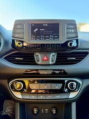 Hyundai i 30 2018 Book service!-thumb-13