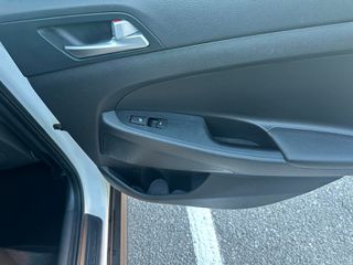 Hyundai Tucson 2015 1.7 CRDi Tecno BlueDrive 2WD FULL EXTRA PANORAMA ΠΡΟΣΦΟΡΑ-thumb-25