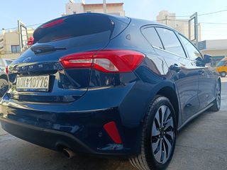 Ford Focus 2020-thumb-5