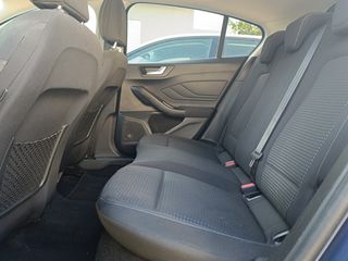 Ford Focus 2020-thumb-15