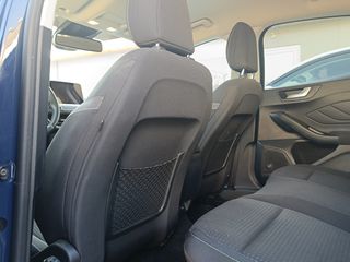 Ford Focus 2020-thumb-16
