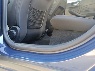 Ford Focus 2020-thumb-18