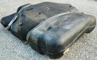 Ρεζερβουάρ AlfaRomeo 159