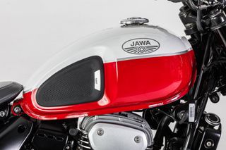 Jawa 2026 BOBBER 42-thumb-3