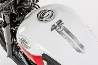 Jawa 2026 BOBBER 42-thumb-6