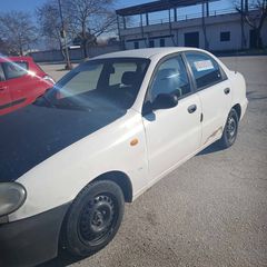 Daewoo Lanos 2001-thumb-1