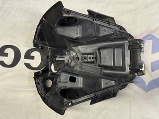 Ντουλάπι Μαύρο PIAGGIO BEVERLY 300. - 350-thumb-7