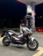 Honda X-ADV 2017 HRC Colors