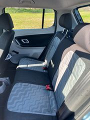Skoda Fabia 2009 1.2-thumb-9