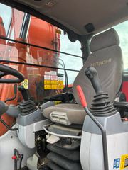 Εκσκαφέας Με Λάστιχα Hitachi 2015 ZX220W-5B-thumb-2