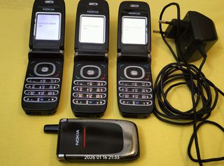 30 € ΤΟ ΚΑΘΈΝΑ- NOKIA ΜΟΝΤΈΛΑ 6060 ΚΑΙ ΧΆΡΙΣΜΑ 1 ΑΚΌΜΑ ΓΙΑ ΑΝΤΑΛΛΑΚΤΙΚΆ
