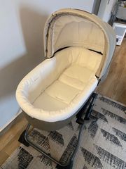 Πορτ μπεμπέ peg perego με βαση και λικνο lorelli