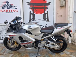 Honda CBR 929RR Fireblade 2001 RR