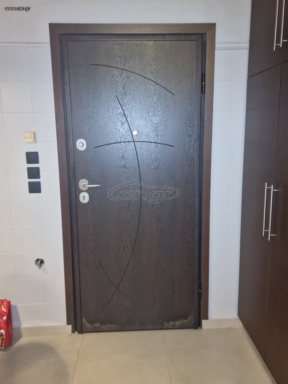 πόρτα θωρακισμένη