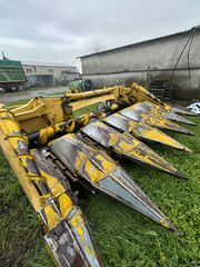 Θεριζοαλωνιστικές New Holland 2004