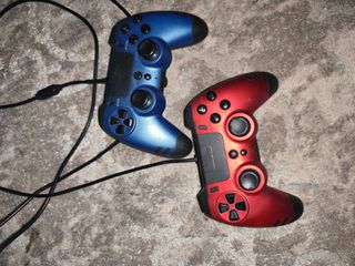 PlayStation 4 slim 500GB-thumb-5