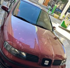 seat leon 2003 μόνο ανταλλακτικά όχι ολόκληρο