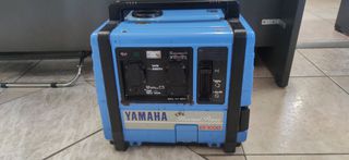 Yamaha EF 1000