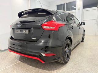 Ford Focus 2015 ST-LINE-thumb-5