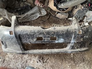 Προφυλακτήρας Toyota Avensis