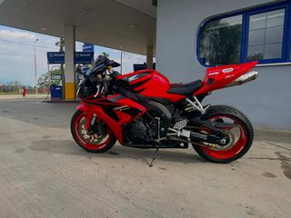 Honda CBR 1000RR 2006 FIREBLADE-thumb-13