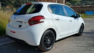Peugeot 208 2016-thumb-7