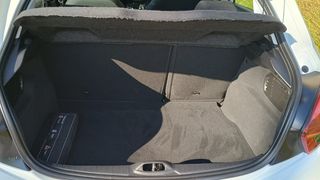 Peugeot 208 2016-thumb-9