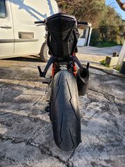 KTM 1290 Super Duke R 2015-thumb-3