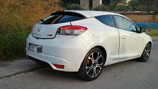 Renault Megane 2013 Monaco GP RSline-thumb-3