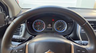 Suzuki SX4 S-Cross 2015 4x4 Automatic Panorama leather seats Keyless-thumb-9