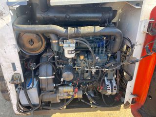 Φορτωτάκι Bobcat 2005 T300-thumb-13