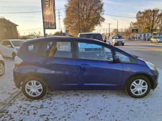 Honda Jazz 2010-thumb-8