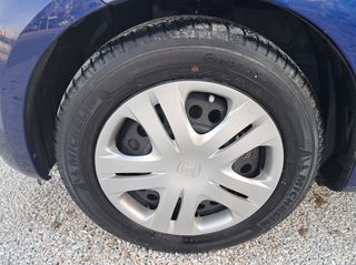 Honda Jazz 2010-thumb-38