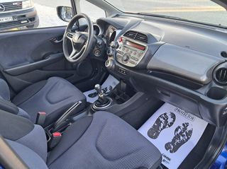 Honda Jazz 2010-thumb-17