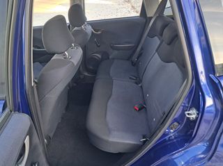 Honda Jazz 2010-thumb-25