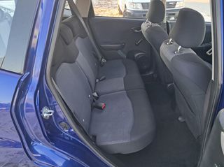 Honda Jazz 2010-thumb-27
