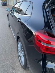 Mercedes-Benz GLA 180 2021-thumb-10