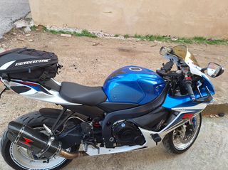 Suzuki GSX-R 600 2011-thumb-3