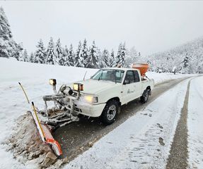 Εκχιονιστικά 1999 MAZDA B 2500