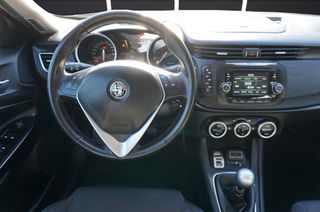 Alfa Romeo Giulietta 2017 1.4L 120HP Super,Clima - 5 ΕΤΗ ΕΓΓΥΗΣΗ- 2 ETH ΔΩΡΕΑΝ SERVICE-thumb-14
