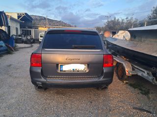 Porsche Cayenne 2004-thumb-4