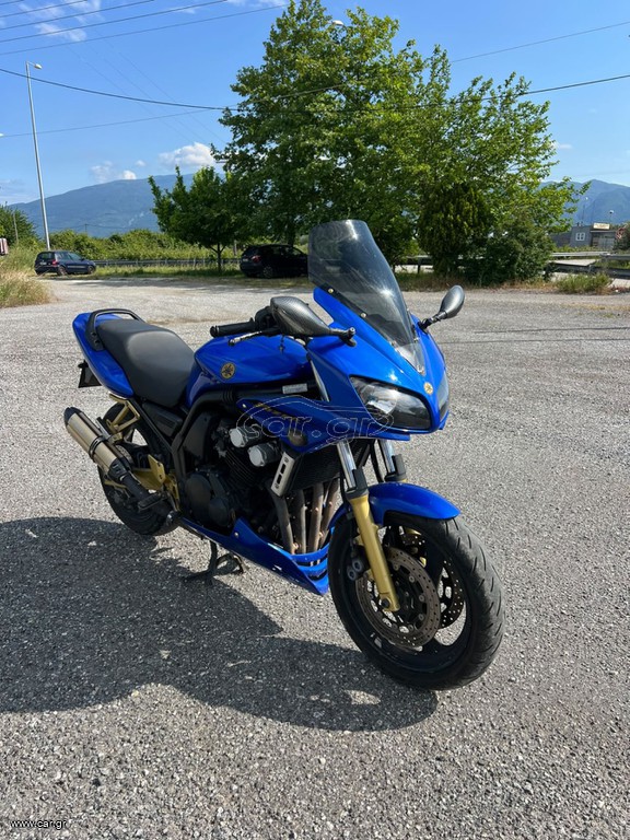 Yamaha FZR 600 2004 FAZER 600