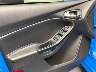 Ford Focus 2012 LOOK RS-thumb-9