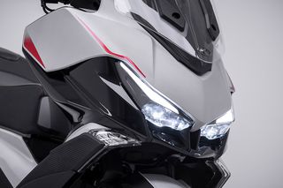Kymco Xciting VS 400i 2024 Limited Edition-thumb-4