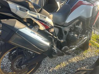 Honda CRF 1000 2016-thumb-10