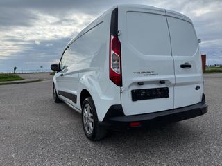 Ford Connect 2022-thumb-3